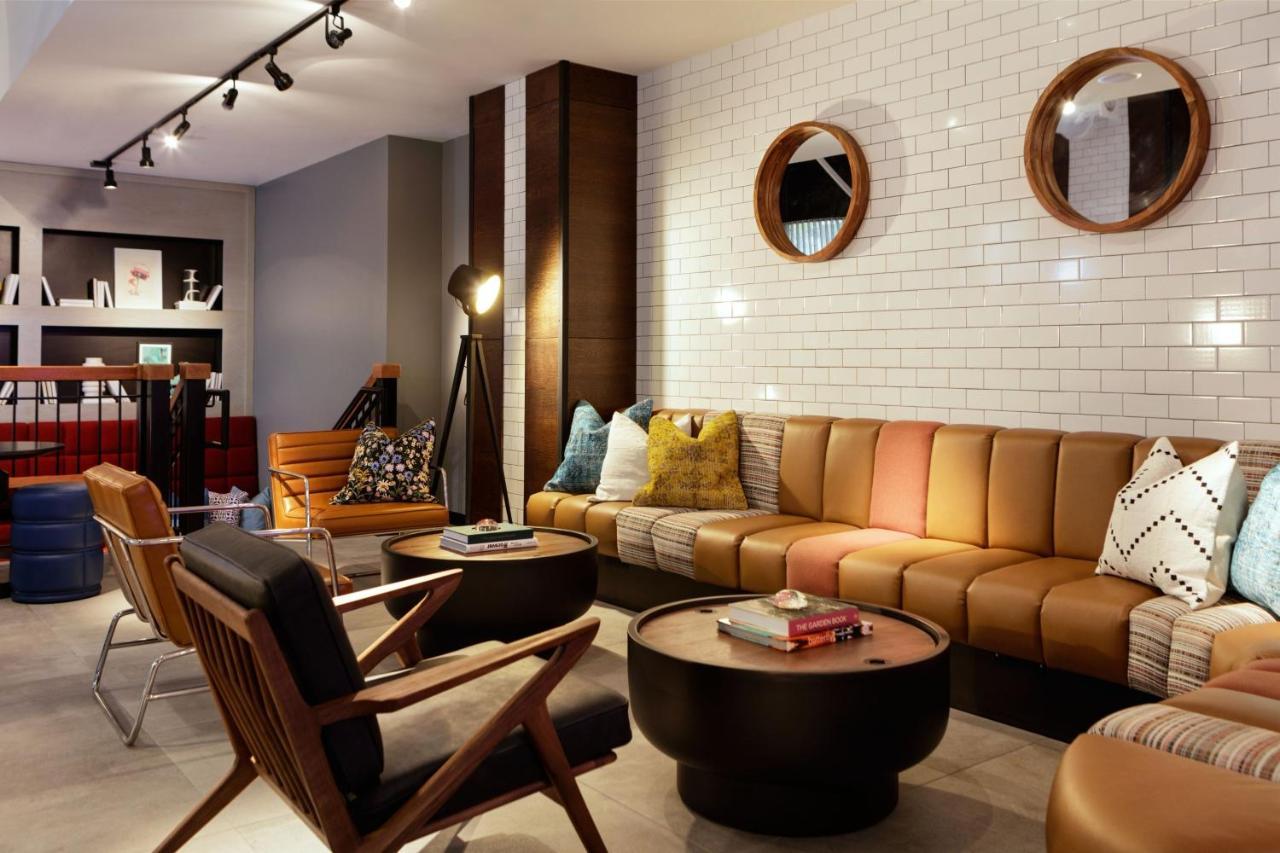 Moxy Richmond Downtown Hotell Exteriör bild